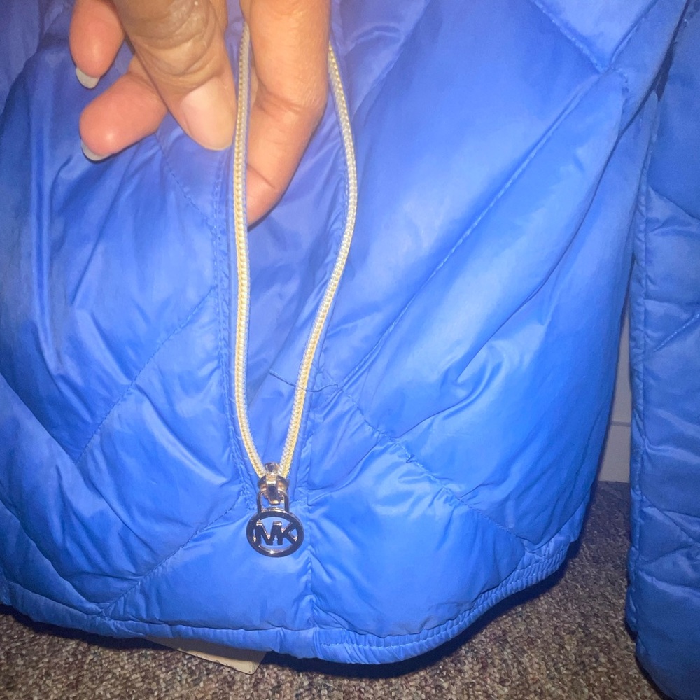 Packable Down Fill Medium Michael Kors Jacket. - image 4